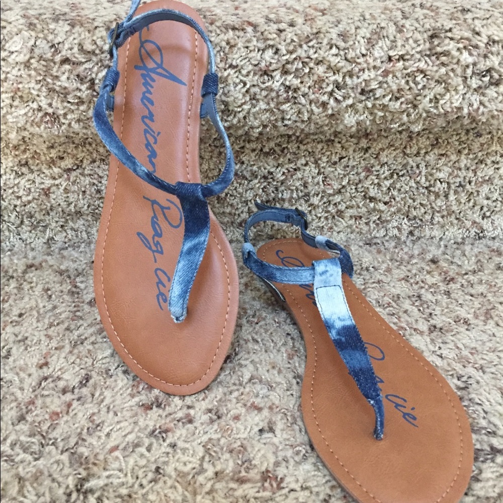 NEW American Rag sandals 😎